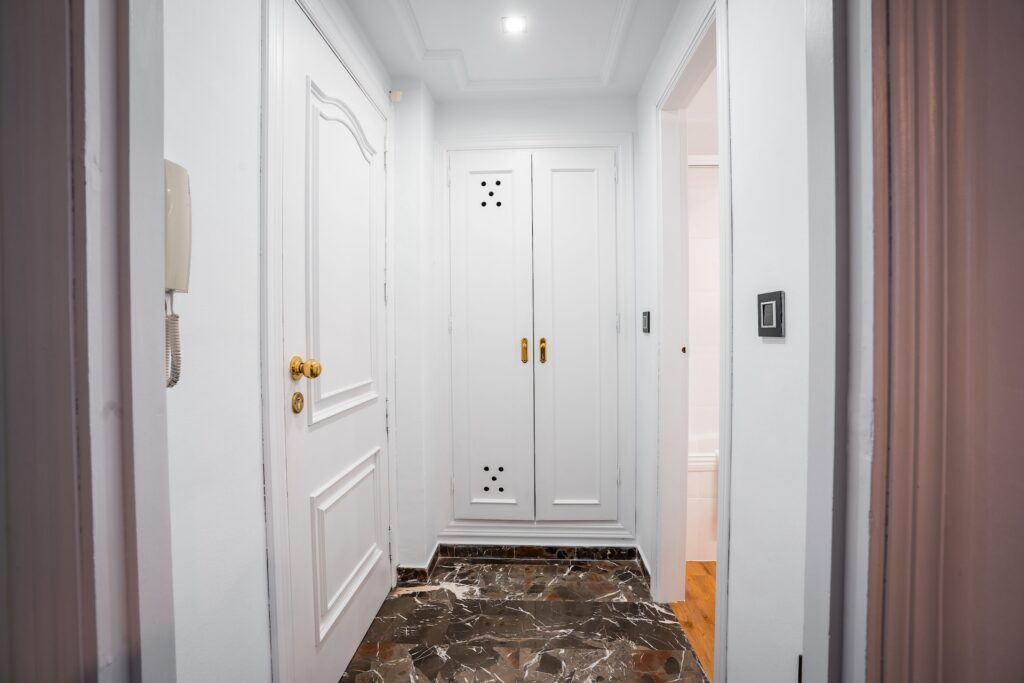 Entrada del Apartamento Turístico Quality Homes Ayuntamiento en Granada