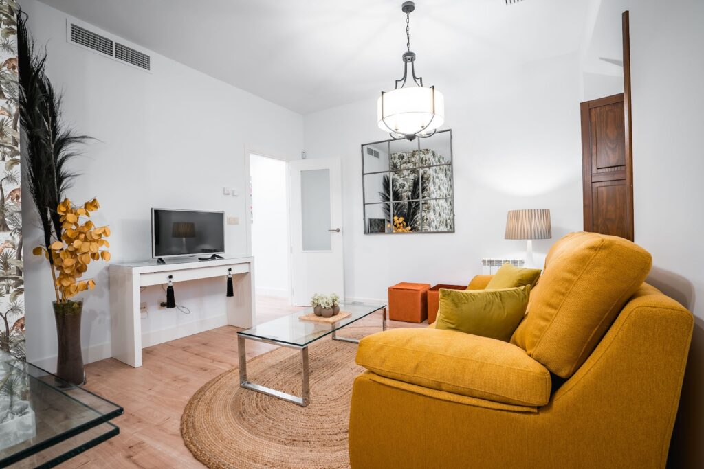 Salón del Apartamento Turístico Quality Homes Plaza de la Trinidad en Granada