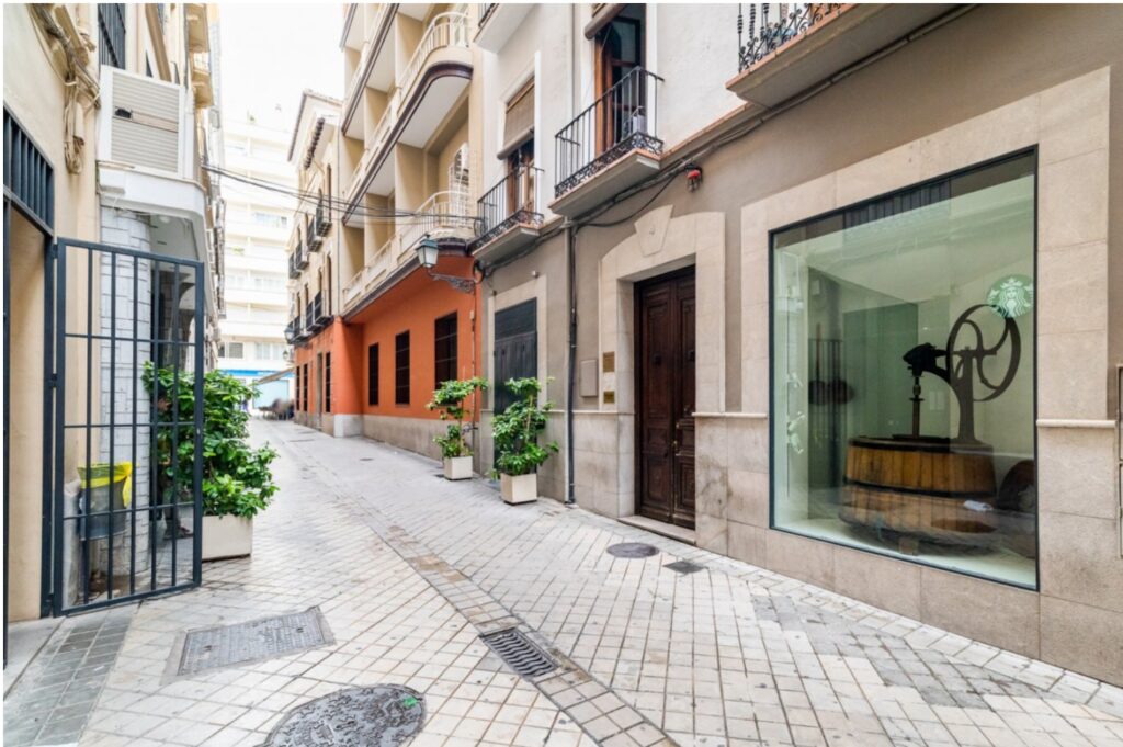 Fachada del Apartamento Turístico Quality Homes Reyes Católicos en Granada