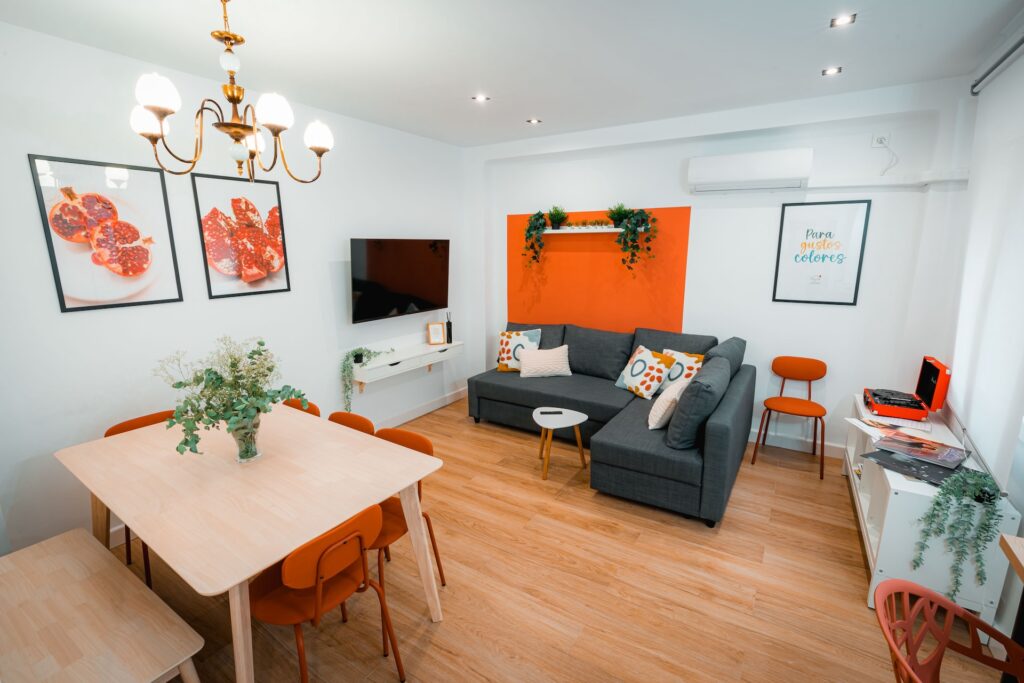 Salón del Apartamento Turístico Quality Homes La Casa de los Colores en Granada