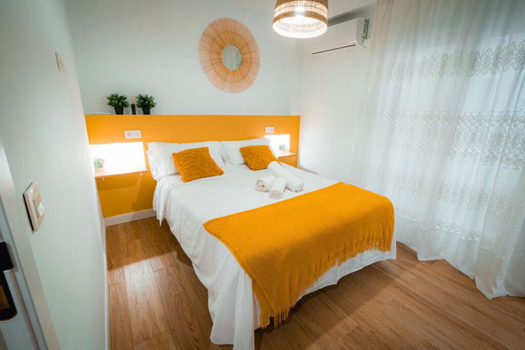 Dormitorio del Apartamento Turístico Quality Homes La Casa de los Colores en Granada