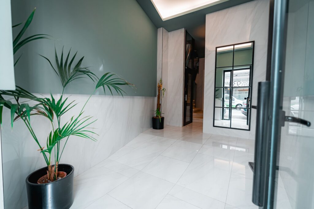 Entrada del Apartamento Turístico Quality Homes La Casa de los Colores en Granada