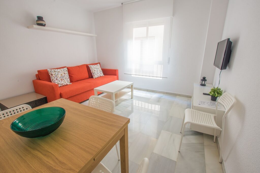 Salón del Apartamento Turístico Quality Homes Puerta Real en Granada