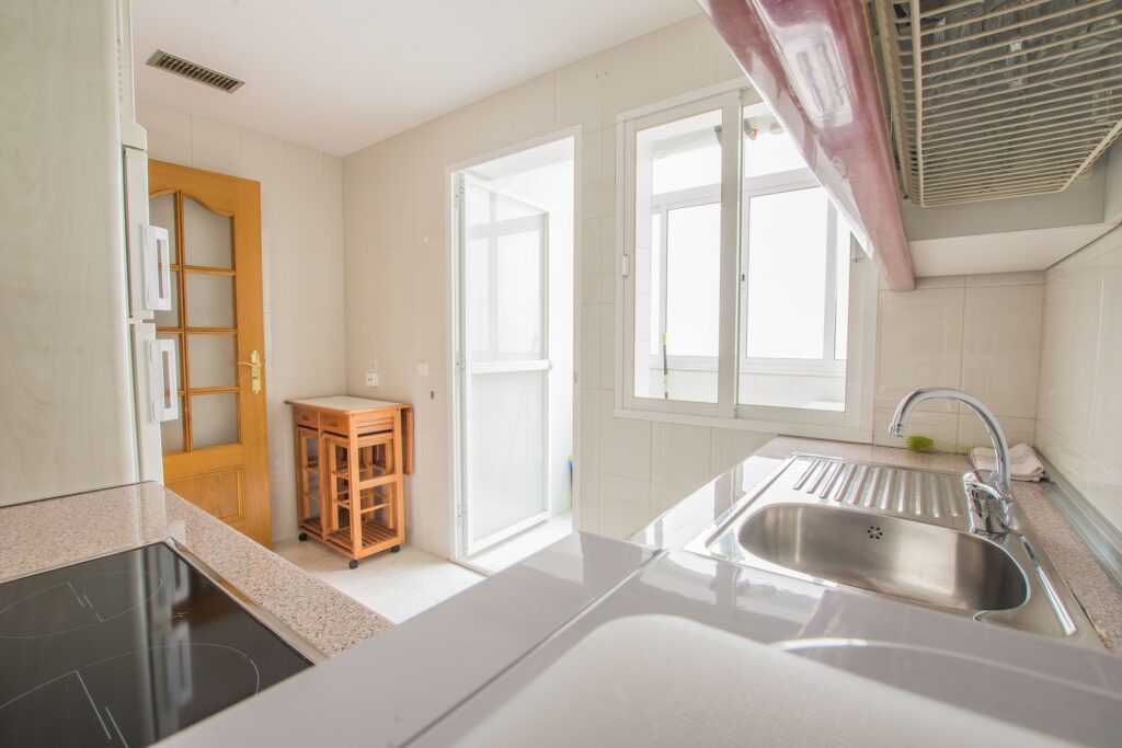 Cocina del Apartamento Turístico Quality Homes Puerta Real en Granada
