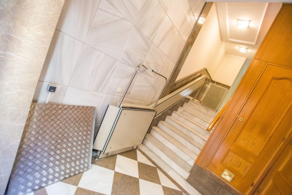 Escalera del Apartamento Turístico Quality Homes Puerta Real en Granada