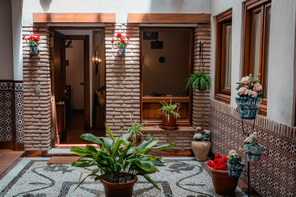 Entrada del Apartamento Turístico Quality Homes Santa Ana en Granada