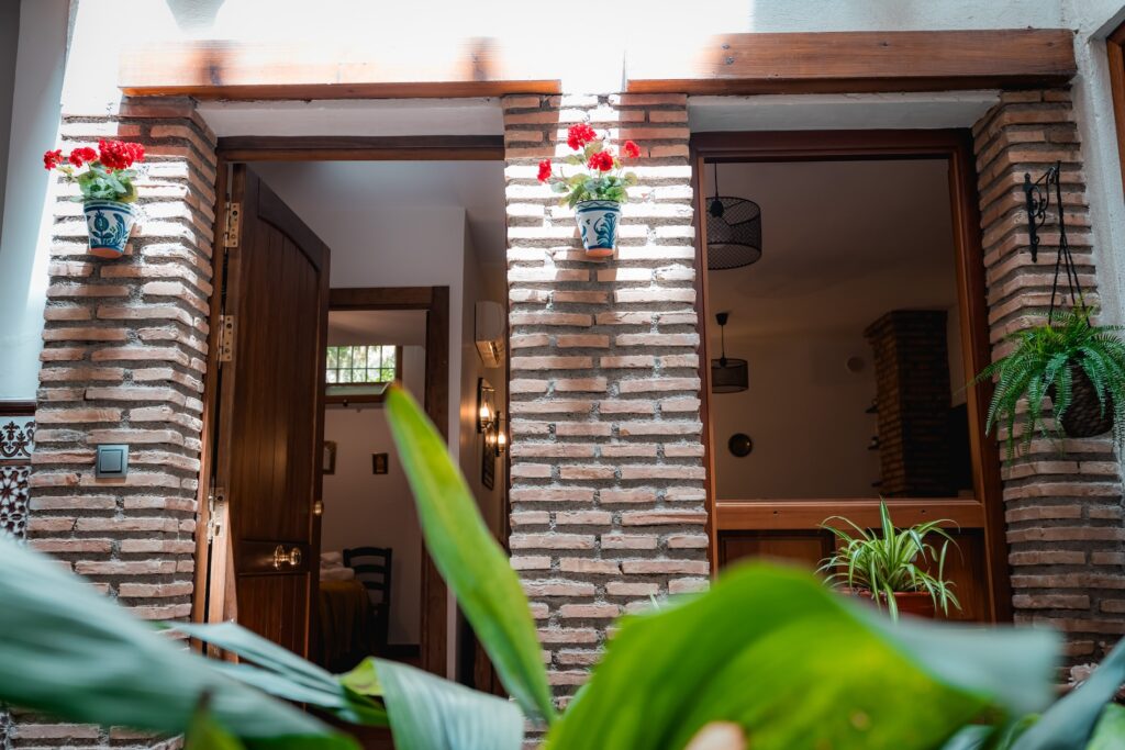 Entrada del Apartamento Turístico Quality Homes Santa Ana en Granada