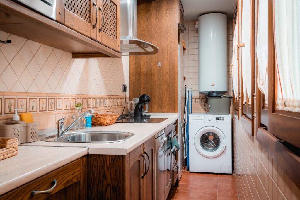 Cocina del Apartamento Turístico Quality Homes Santa Ana en Granada